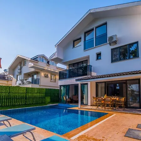 Infinity Lily 2 Villa *