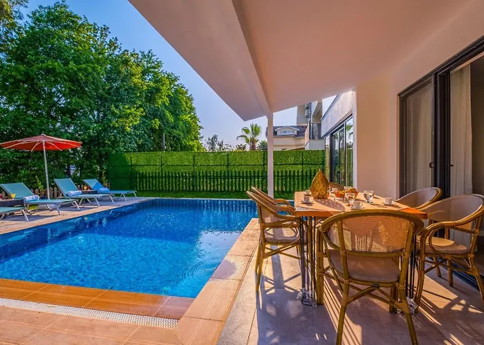 Infinity Lily 2 Villa