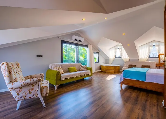 Infinity Lily 2 Villa *